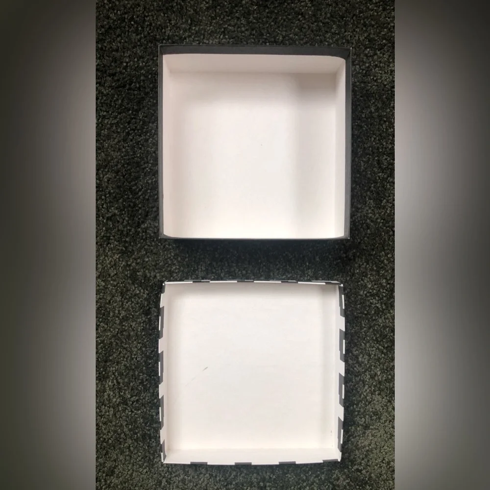 The Limited Empty Gift Box Small Square Black White Pattern Vintage Retail